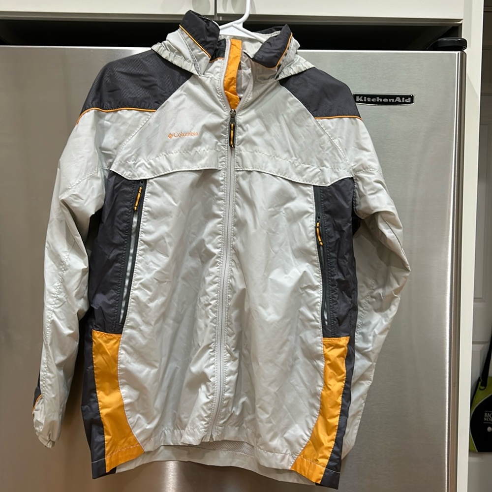 Columbia waterproof rain jacket, youth size 18-20, w packable hood